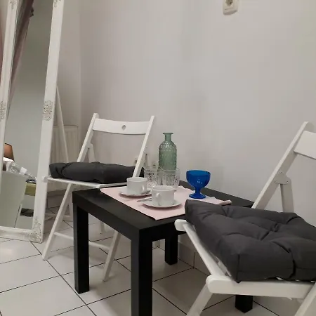 Trdinova Base Πανσιόν